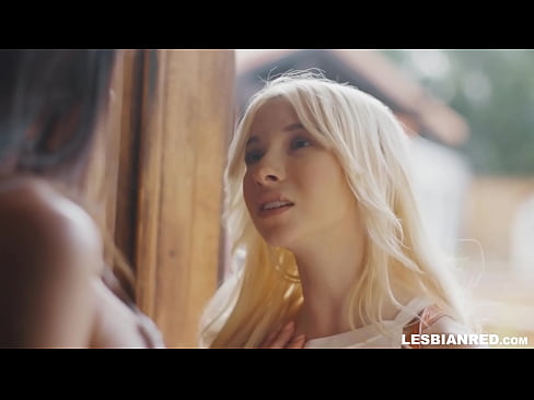 ❤️ A lány néhány hónap után hazajön, és végül a mostohaanyja punciját eszik. ☑ Szuper szex at hu.xxxifuck.ru ❤